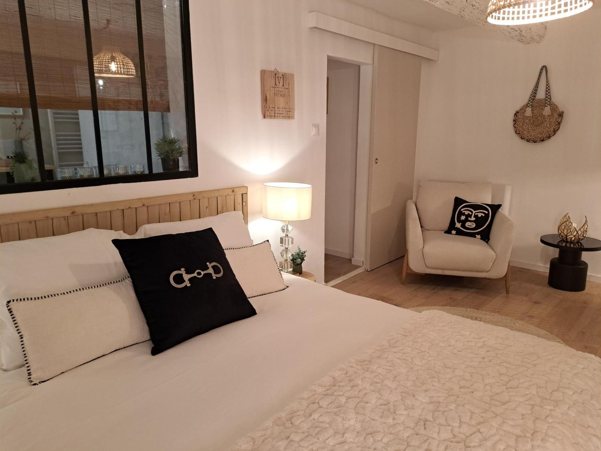 Valernes Hotel Le Cottage De Sophie חדר תמונה